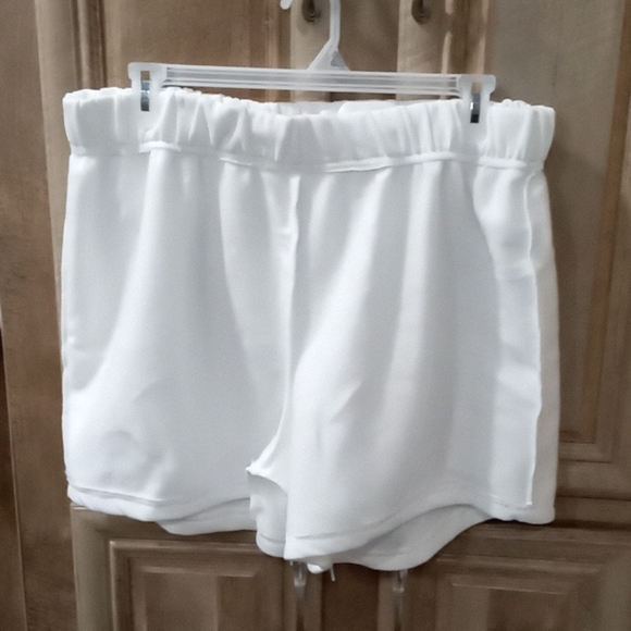 New Women's Plus Size Shorts W/ Elastic Tie String Waist (Forever Love message) - Picture 9 of 10